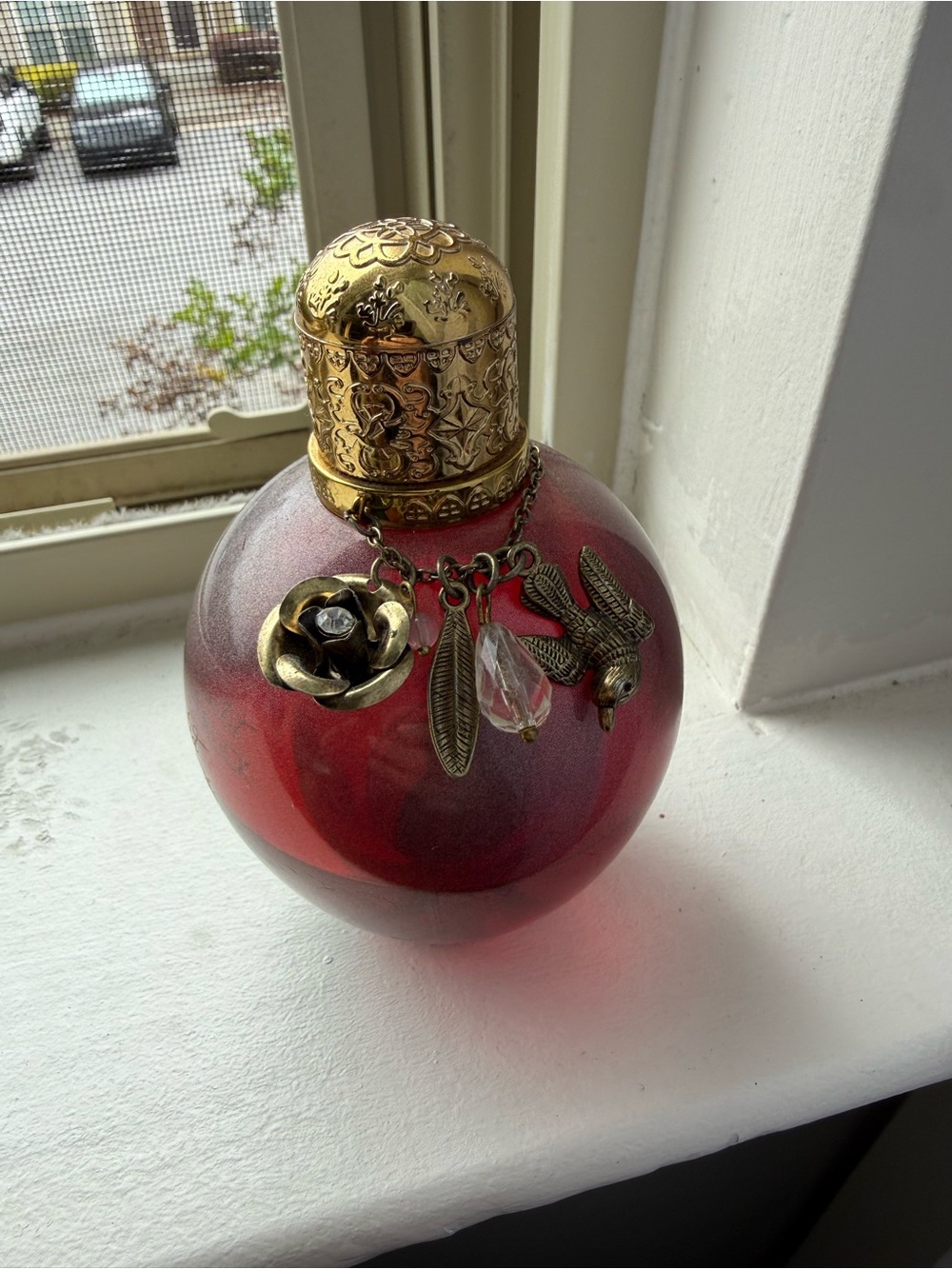 Taylor Swift Enchanted Wonderstruck Perfume - Picture 2 of 3